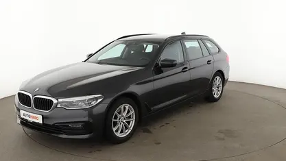 Grau Gebraucht 2018 BMW 520 Sport Line Kombi | 23.010 € (Guter Preis)