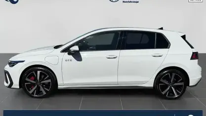 Gebraucht VW Golf VIII GTE 272 PS (200 kW) 2024 Weiß Limousine