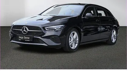 Gebraucht Mercedes CLA180 Shooting Brake 136 PS (100 kW) 2024 Kombi
