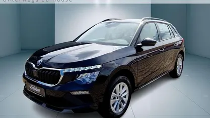 Schwarzmagic perleffekt Neu 2025 Skoda Kamiq Selection SUV | 27.880 € (Guter Preis)