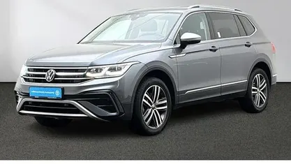Gebraucht VW Tiguan Allspace Elegance 190 PS (139 kW) 2023 Platinumgrey SUV