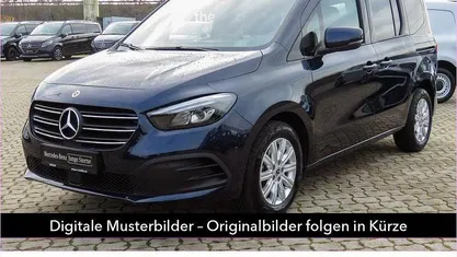 Gebraucht Mercedes T180 Progressive 116 PS (85 kW) 2024 Van / Kleinbus