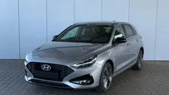 Shimmering silver metallic Neu 2024 Hyundai i30 GO! Limousine | 23.950 € (Superpreis)