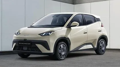 Apricity white Neu 2026 BYD Dolphin Surf Active Kleinwagen | 21.200 € (Guter Preis)