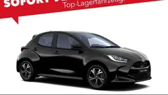 Weiß (super white 2) Gebraucht 2025 Toyota Yaris Sport Limousine | 23.672 € (Fairer Preis)