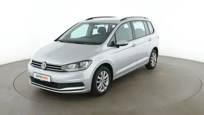 Gebraucht VW Touran Comfortline 150 PS (110 kW) 2019 Grau Van / Kleinbus