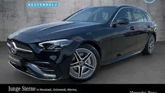 Unilack schwarz Gebraucht 2023 Mercedes C300 AMG Kombi | 41.990 € (Fairer Preis)
