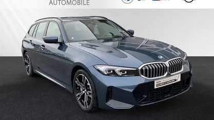 Arctic race blue metallic Gebraucht 2024 BMW 330 Efficient Dynamics Kombi | 37.800 € (Superpreis)