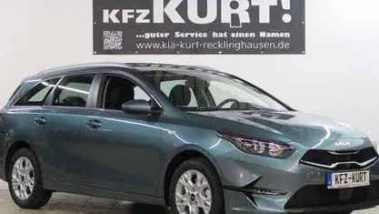 Grau Gebraucht 2024 Kia Ceed Sportswagon Vision Kombi | 23.990 € (Guter Preis)