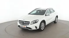 Weiß Gebraucht 2019 Mercedes GLA180 Style SUV | 20.100 € (Fairer Preis)