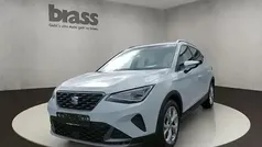 Nevada weiß metallic Gebraucht 2023 Seat Arona FR SUV | 21.480 € (Fairer Preis)
