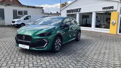 Novo Renault Clio V Evolution 114 HP (83 kW) 2026 Verde Sedan