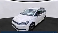 Weiss Gebraucht 2020 VW Touran IQ Drive Van / Kleinbus | 27.880 € (Fairer Preis)