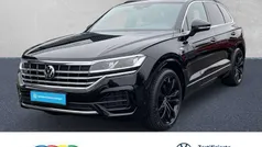 Grenadillschwarz (metallic) Gebraucht 2023 VW Touareg R-line SUV | 68.995 € (Fairer Preis)