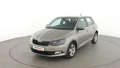 Silber Gebraucht 2018 Skoda Fabia Style Kleinwagen | 11.150 € (Fairer Preis)