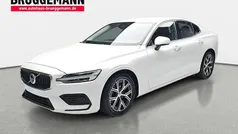 Christal white metallic Gebraucht 2024 Volvo S60 Core Limousine | 32.890 € (Superpreis)
