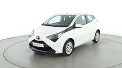 Gebraucht 2018 Toyota Aygo X-play Kleinwagen | 9.690 € (Fairer Preis)
