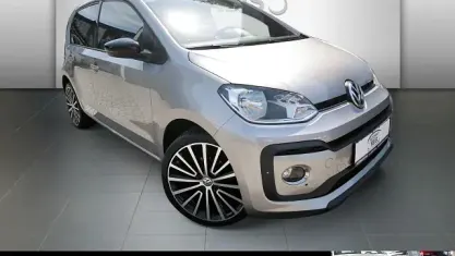 Gebraucht VW up! 90 PS (66 kW) 2017 Silber Kleinwagen