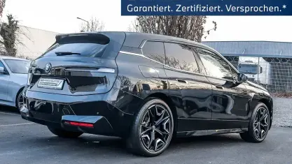 Gebraucht BMW iX M Sport 239 kW (326 PS) 2024 Schwarz SUV