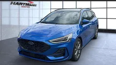Dynamicblau (metallic) Gebraucht 2024 Ford Focus ST-Line Kombi | 27.400 € (Fairer Preis)
