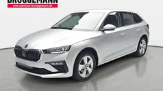 Silber Neu 2025 Skoda Scala Kleinwagen | 23.890 € (Fairer Preis)