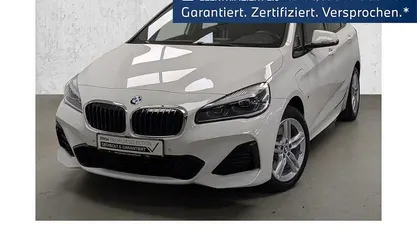 Weiß Gebraucht 2021 BMW 225 M Sport Van / Kleinbus | 20.680 € (Superpreis)