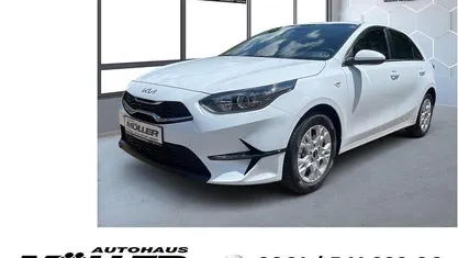 Gebraucht Kia Ceed Vision 101 PS (74 kW) 2025 Weiss Kleinwagen