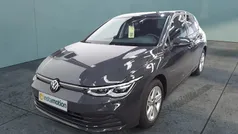 Grau Gebraucht 2023 VW Golf VIII Life Limousine | 20.940 € (Guter Preis)