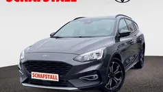 Grau (magneticgrau (metallic)) Gebraucht 2021 Ford Focus Active X Kombi | 16.879 € (Fairer Preis)