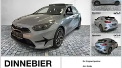 Silber (metallic) Gebraucht 2025 Kia Ceed Spirit Limousine | 28.990 € (Fairer Preis)