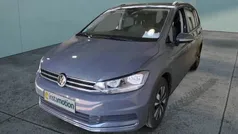 Grau Gebraucht 2024 VW Touran Move Van / Kleinbus | 37.555 € (Fairer Preis)