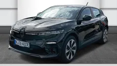 Black pearl metallic Gebraucht 2023 Renault Mégane Komfort Limousine | 28.974 € (Guter Preis)