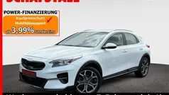 Weiß Gebraucht 2022 Kia XCeed Spirit SUV | 18.979 € (Guter Preis)
