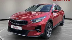 Rot Gebraucht 2021 Kia XCeed Spirit SUV | 20.990 € (Fairer Preis)