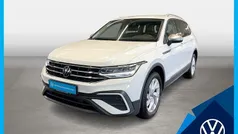 Weiß Gebraucht 2024 VW Tiguan Allspace Life SUV | 34.580 € (Superpreis)