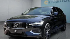 Schwarz Gebraucht 2022 Volvo V60 Kombi | 30.699 € (Guter Preis)