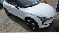 Crystal white (weiß) Gebraucht 2024 Volvo EX30 Plus SUV | 38.290 € (Fairer Preis)