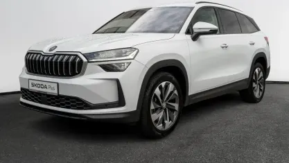 Gebraucht Skoda Kodiaq Selection 193 PS (141 kW) 2024 Moonweiß perleffekt SUV