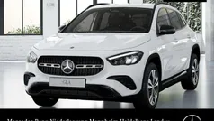 Polarweiß Gebraucht 2024 Mercedes GLA200 AMG SUV | 41.350 € (Fairer Preis)