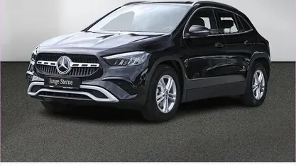 Gebraucht 2024 Mercedes GLA200 SUV | 34.960 € (Guter Preis)