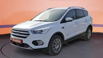 Gebraucht Ford Kuga Titanium 150 PS (110 kW) 2018 Weiß SUV
