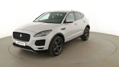 Używany Jaguar E-Pace SE 180 KM (132 kW) 2020 Szary SUV