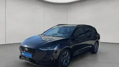 Agate black metallic Gebraucht 2024 Ford Focus ST-Line X Kombi | 27.280 € (Fairer Preis)