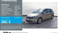 Beige Gebraucht 2016 VW Touran Comfortline Van / Kleinbus | 18.590 € (Guter Preis)