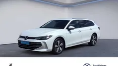 Weiß Gebraucht 2024 VW Passat Business Kombi | 30.995 € (Fairer Preis)