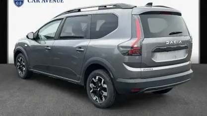 Ny Dacia Jogger Expression 141 HK (103 kW) 2025 Sort MPV