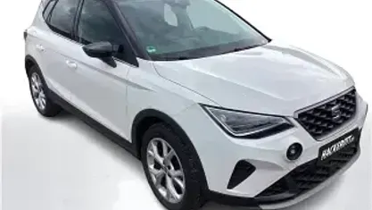 Gebraucht Seat Arona FR 110 PS (80 kW) 2023 Weiß SUV