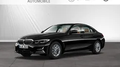 Gebraucht 2019 BMW 330 Luxury Line Limousine | 26.990 € (Superpreis)