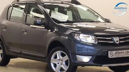 Gebraucht Dacia Sandero Stepway 90 PS (66 kW) 2016 Limousine