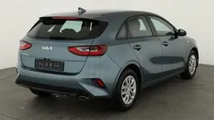 Yucca steel gray metallic yucca steel gray metallic Neu 2025 Kia Ceed Limousine | 23.595 € (Guter Preis)